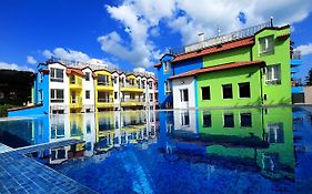 Minismart Complex Rainbow Garden And Jacuzzi